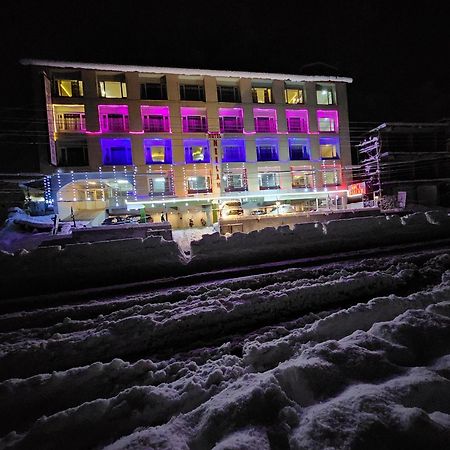 Hotel Neelam Manali Near Volvo Bus Stand Manali Buitenkant foto