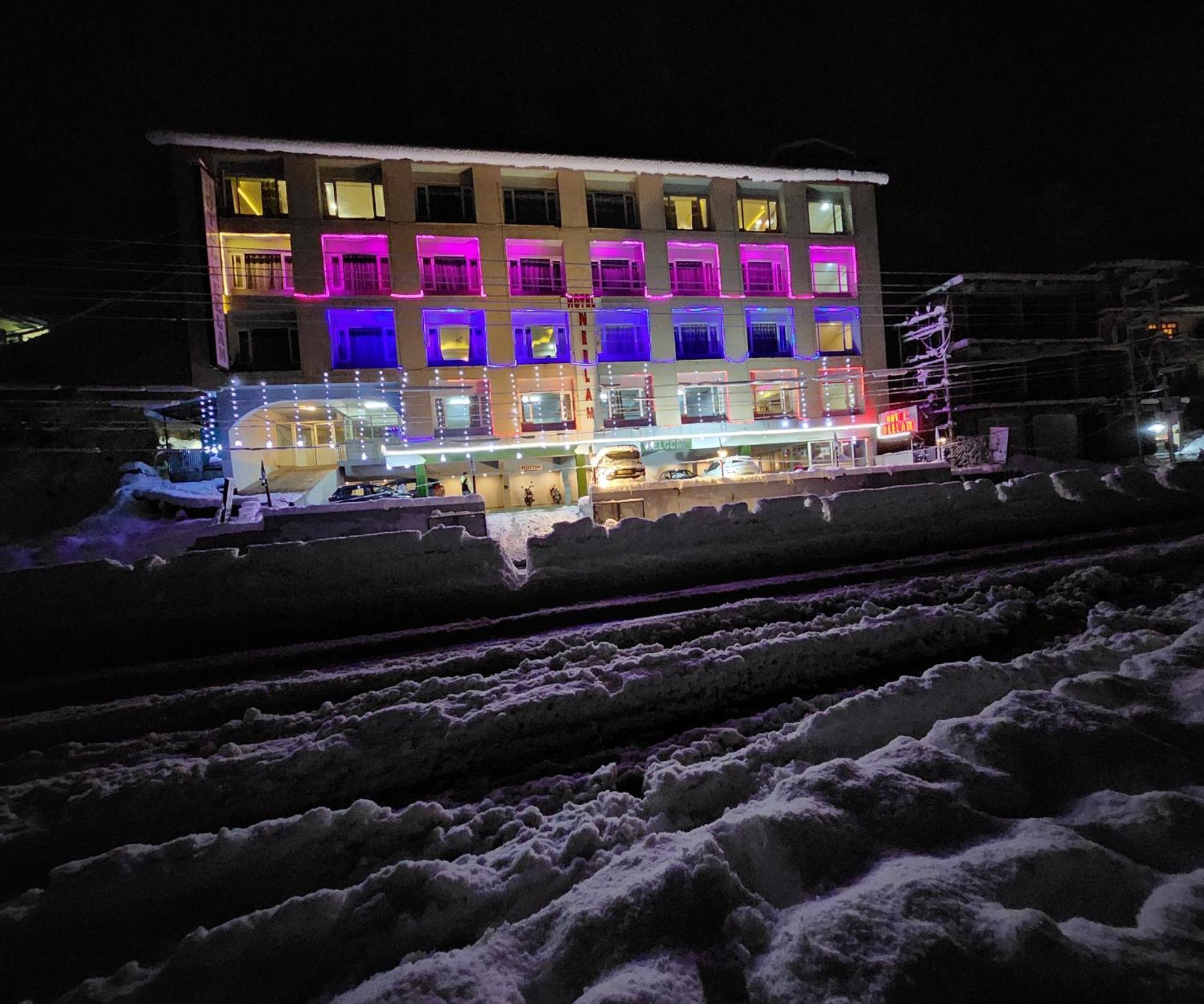 Hotel Neelam Manali Near Volvo Bus Stand Manali Buitenkant foto